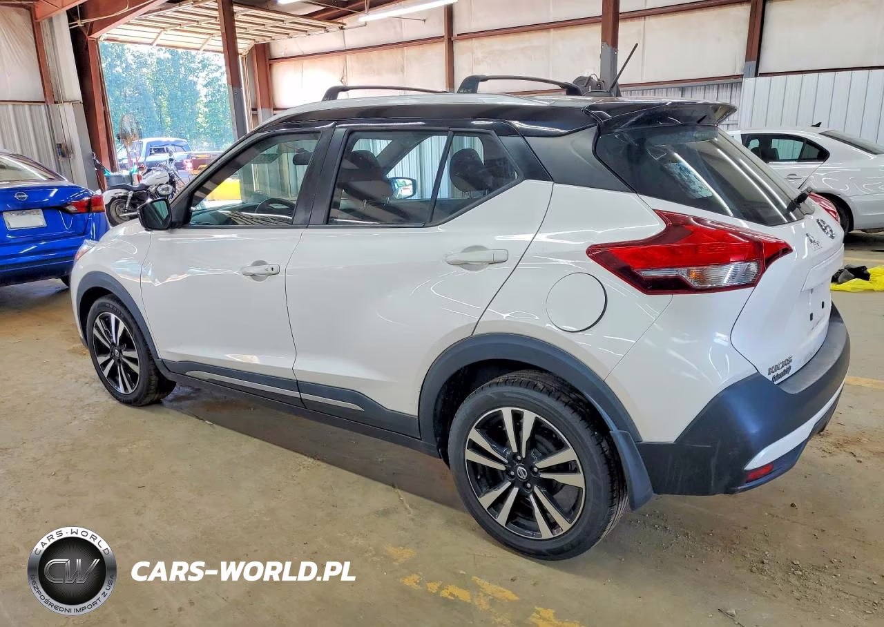 2018 Nissan Kicks Sr VIN:3N1CP5CU0JL532876 - 2