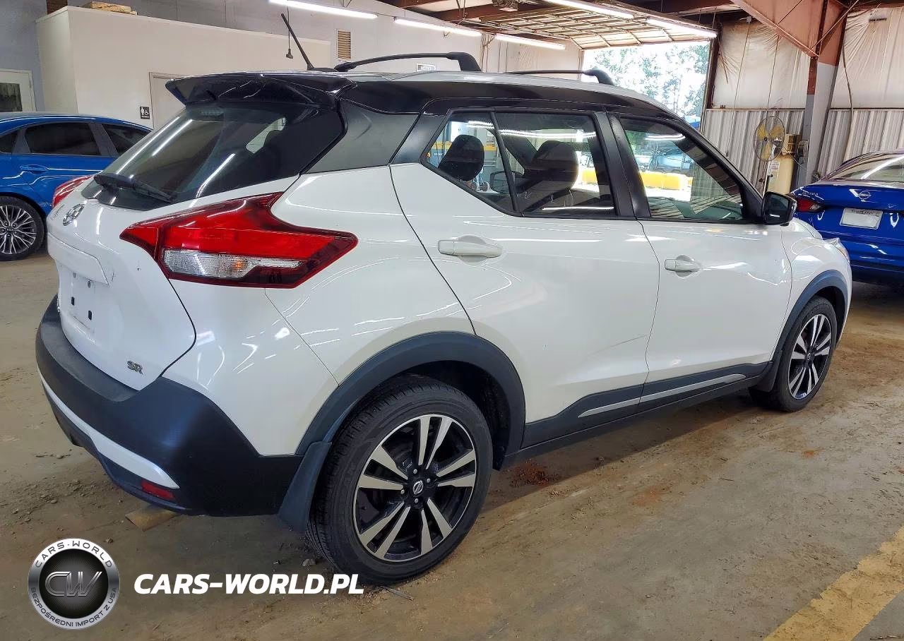 2018 Nissan Kicks Sr VIN:3N1CP5CU0JL532876 - 3