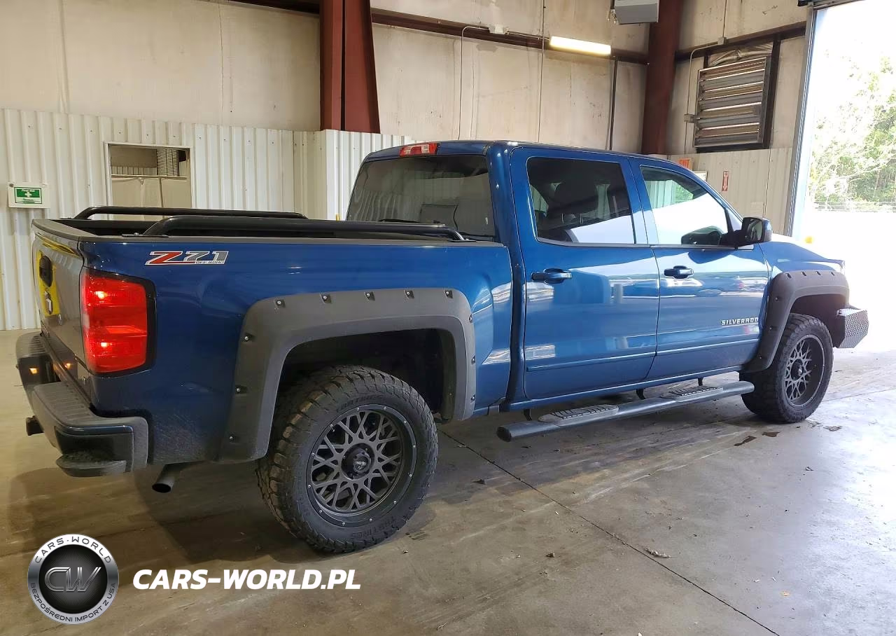 2017 Chevrolet Silverado K1500 Lt VIN:3GCUKREC2HG148029 - 3
