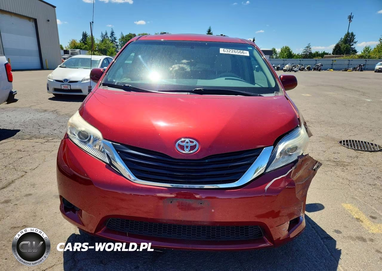 2013 Toyota Sienna Le VIN:5TDKK3DC6DS318006 - 5