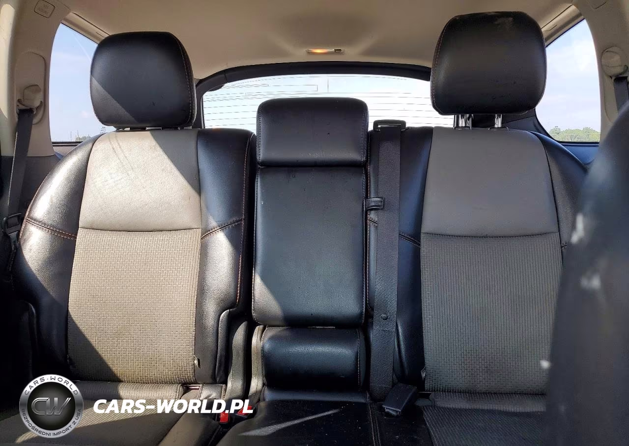 2020 Nissan Pathfinder Sv VIN:5N1DR2BN1LC614985 - 10