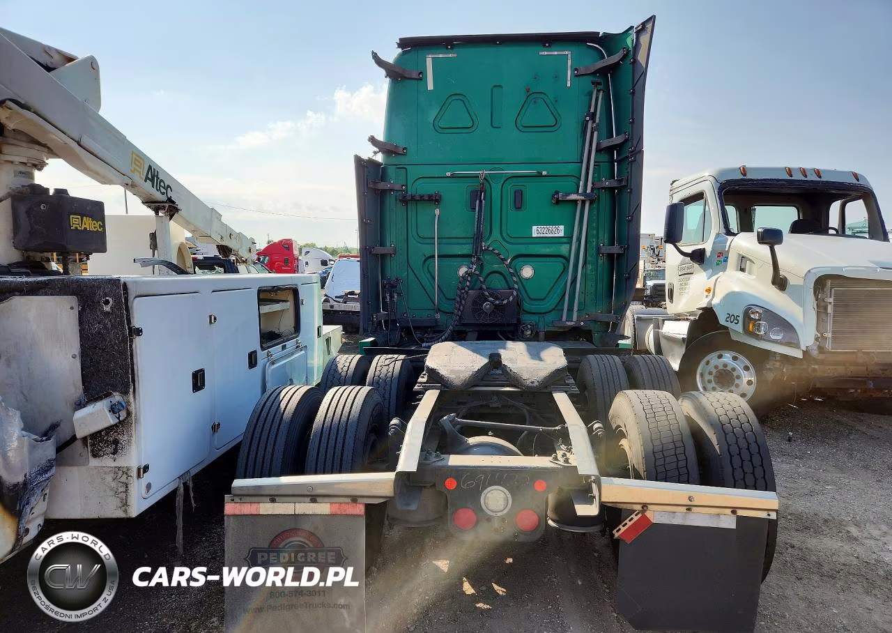 2019 Freightliner Cascadia 126" Sleeper Cab Semi Truck VIN:3AKJHHDR8KSHU7271 - 6