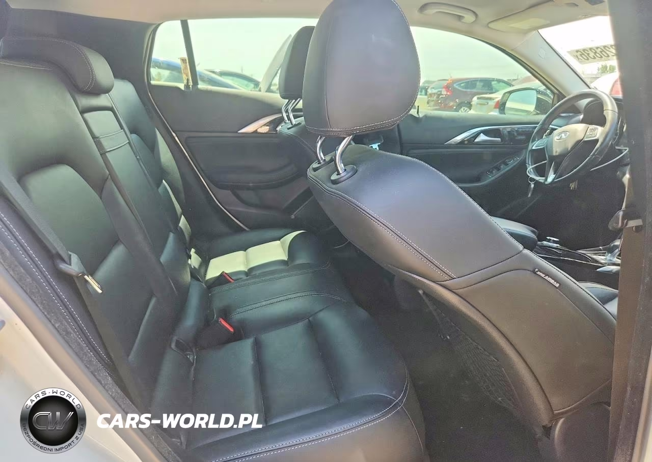 2018 Infiniti Qx30 Premium VIN:SJKCH5CR8JA040400 - 10