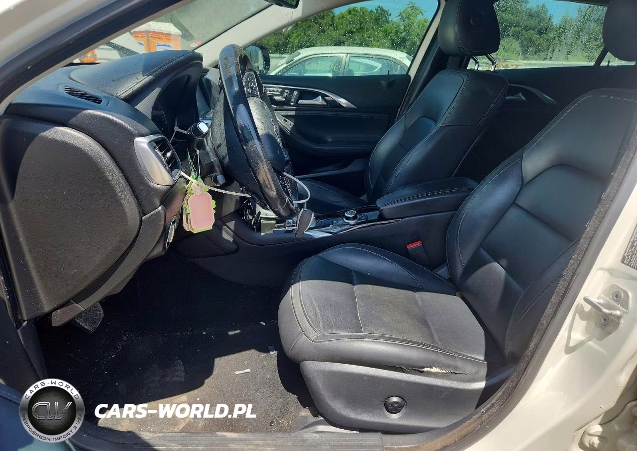 2018 Infiniti Qx30 Premium VIN:SJKCH5CR8JA040400 - 7