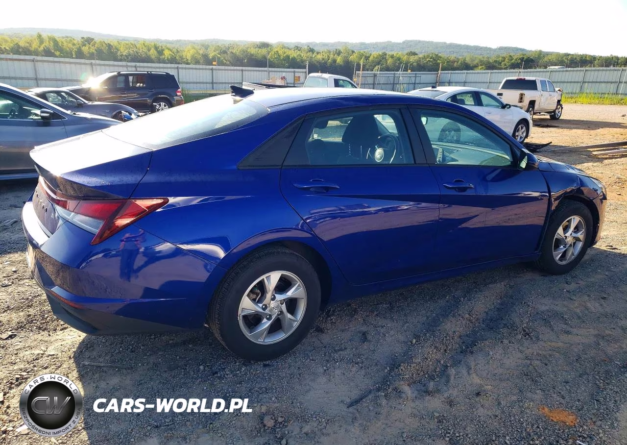 2021 Hyundai Elantra Se VIN:KMHLL4AG2MU179661 - 3