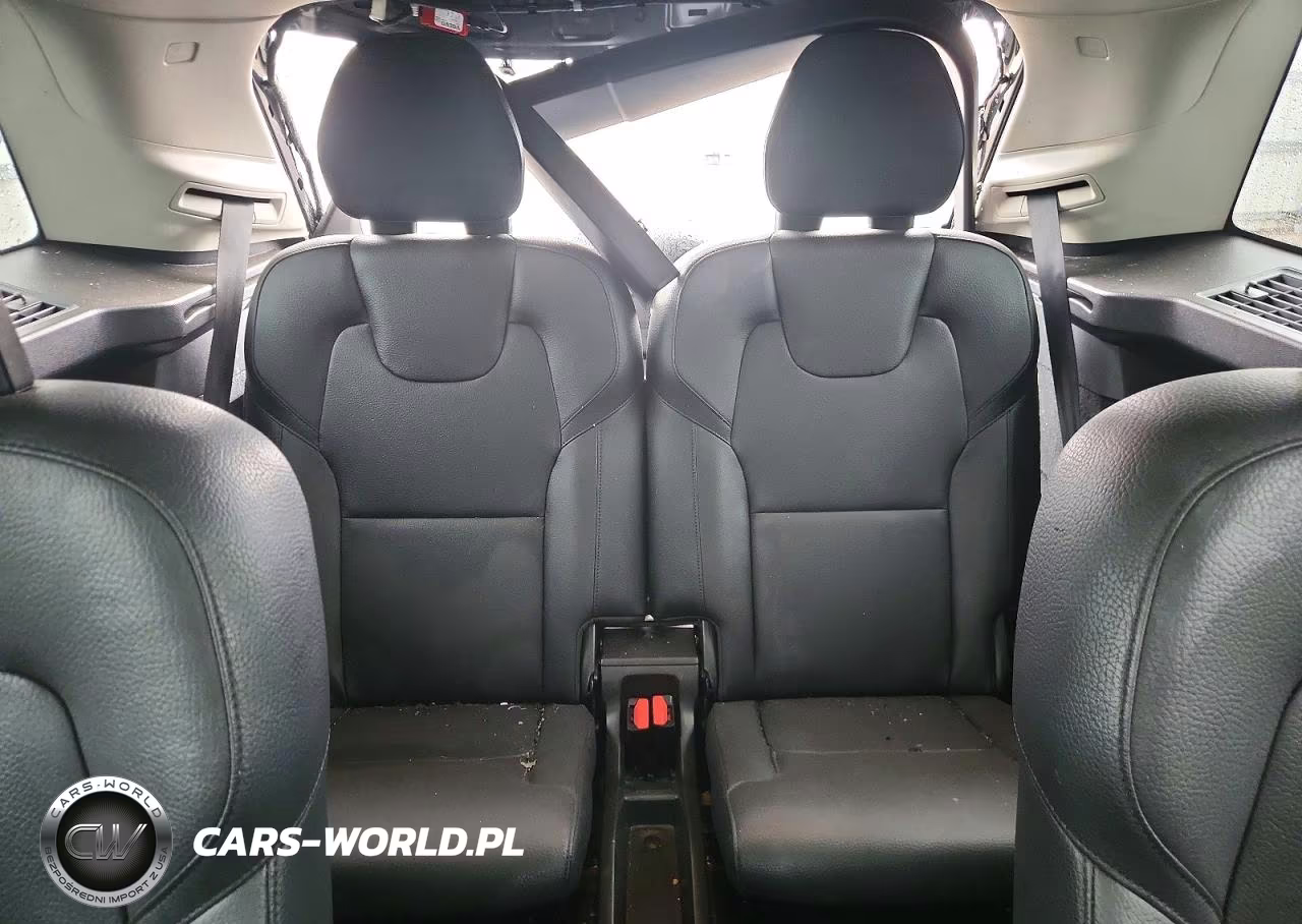 2022 Volvo Xc90 T6 Momentum VIN:YV4A221K5N1792736 - 10