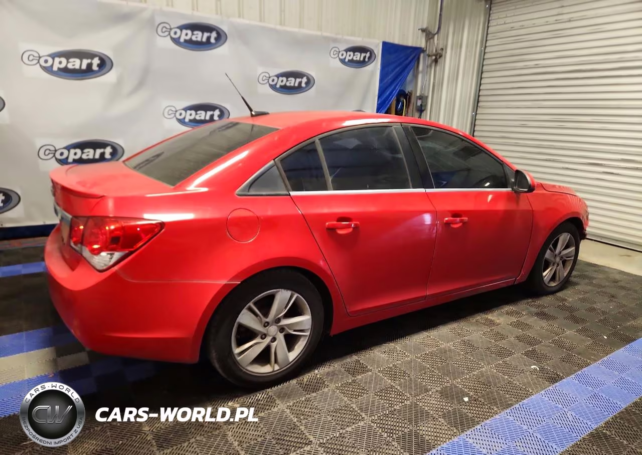 2014 Chevrolet Cruze VIN:1G1P75SZ2E7283916 - 3