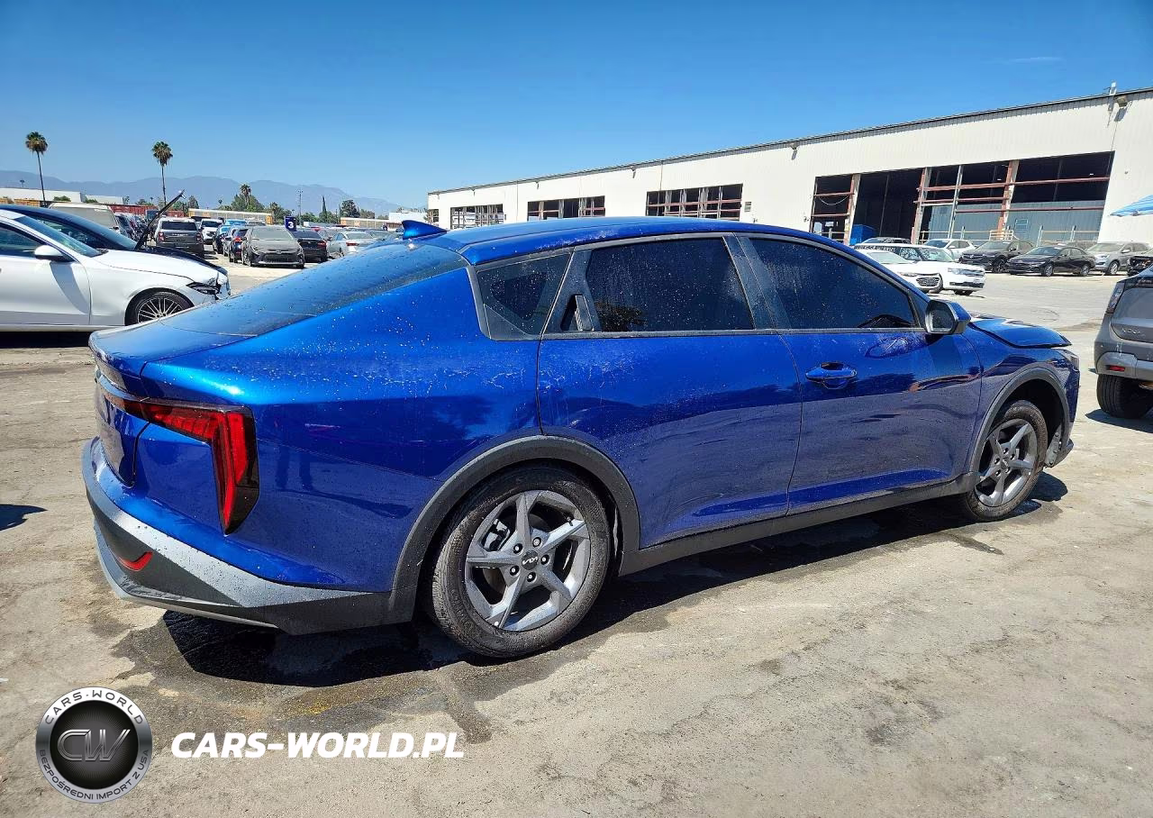2025 Kia K4 Lxs VIN:3KPFT4DE7SE234872 - 3