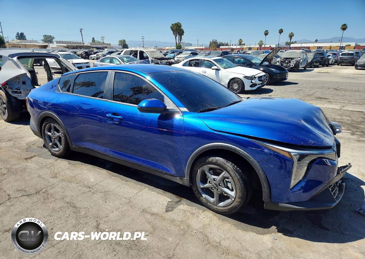 2025 Kia K4 Lxs VIN:3KPFT4DE7SE234872 - 4