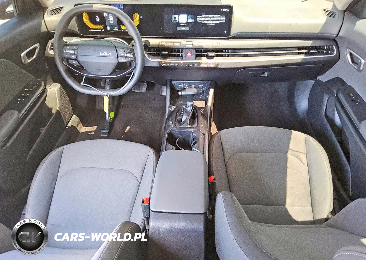 2025 Kia K4 Lxs VIN:3KPFT4DE7SE234872 - 8