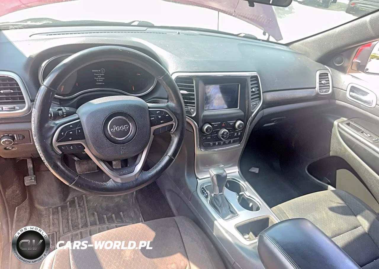 2018 Jeep Grand Cherokee Laredo VIN:1C4RJFAG3JC225600 - 9