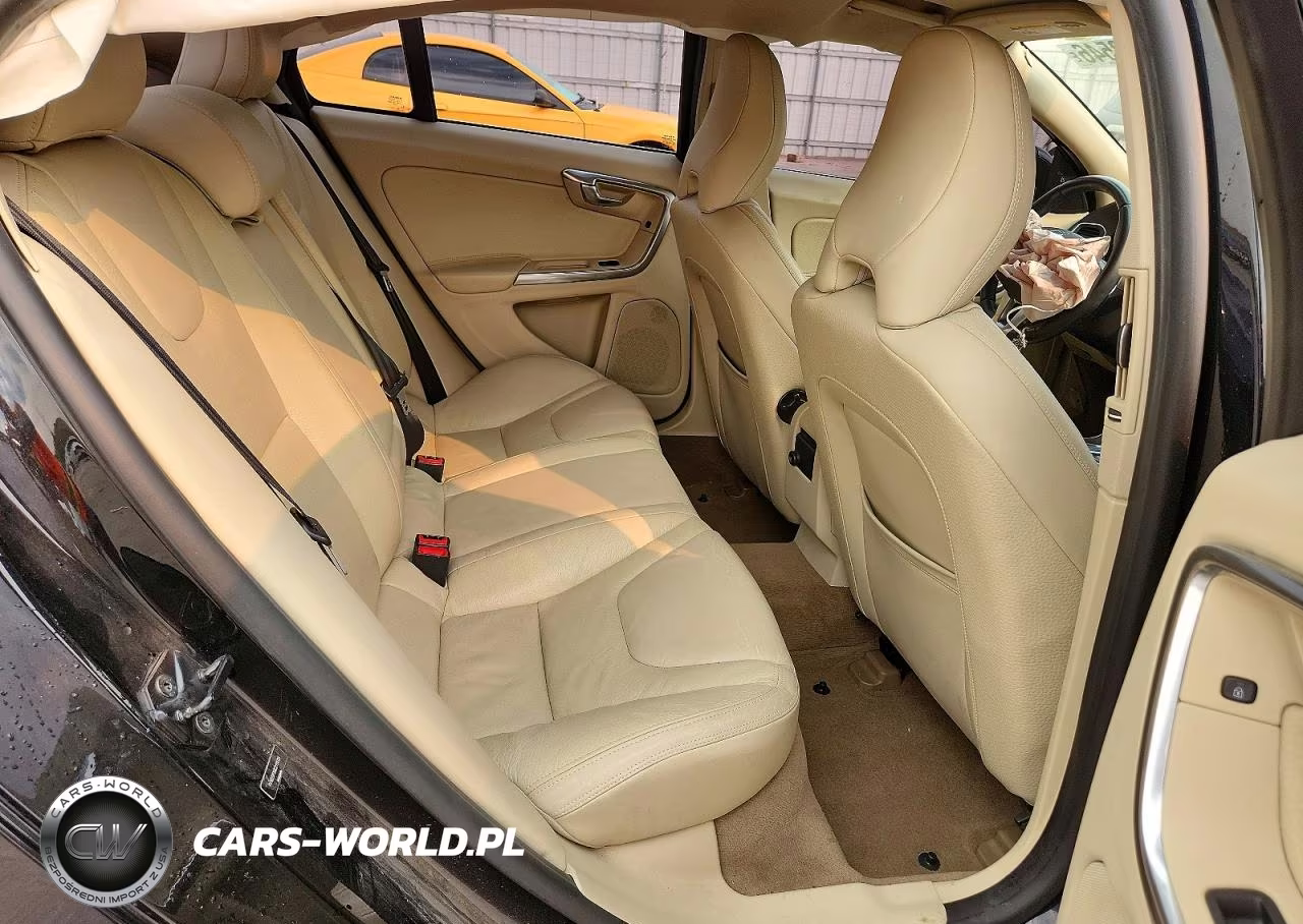2012 Volvo S60 T5 VIN:YV1622FS8C2111035 - 10