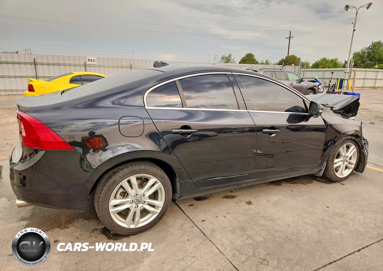 2012 Volvo S60 T5 VIN:YV1622FS8C2111035 - 3