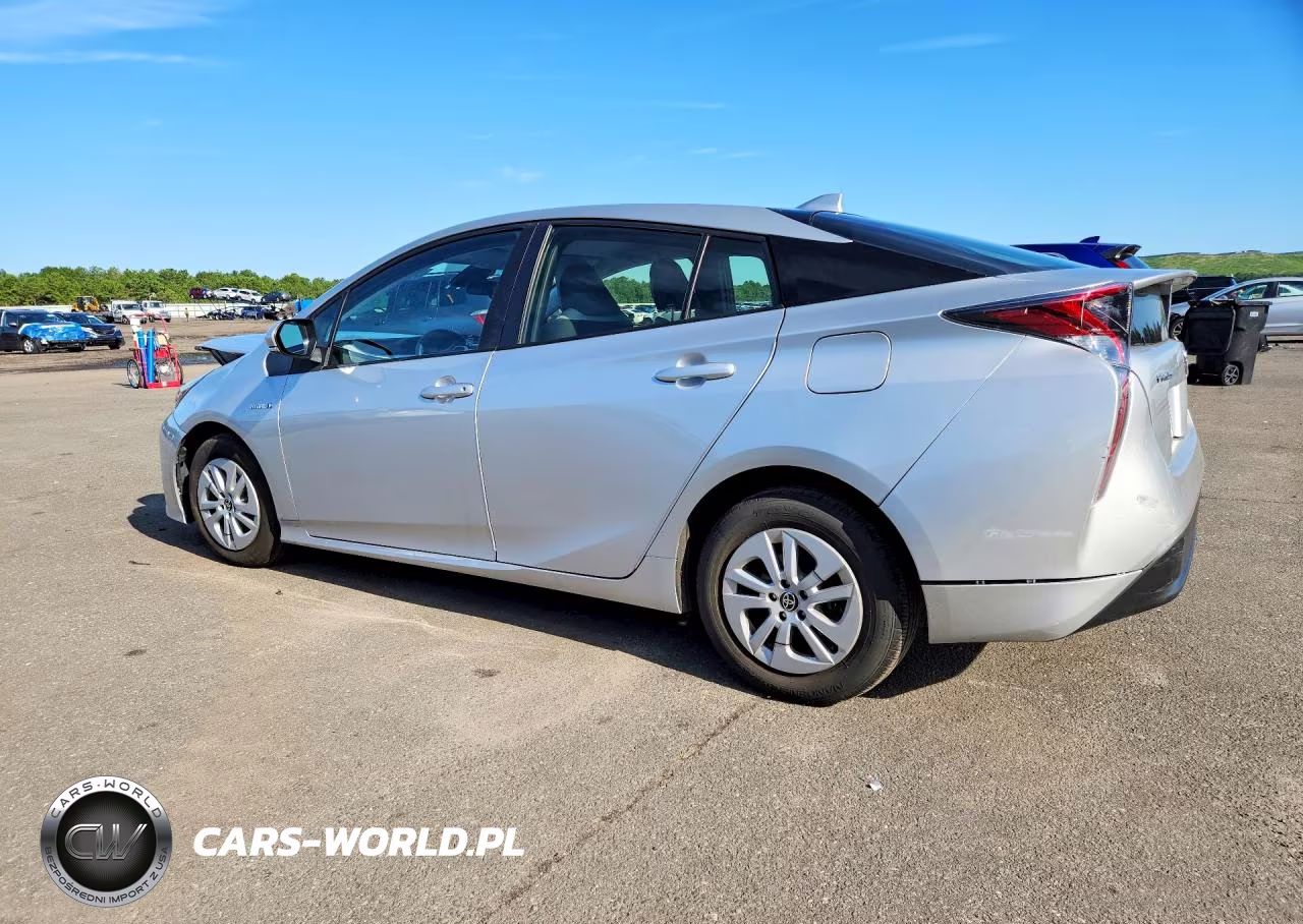 2018 Toyota Prius One VIN:JTDKBRFUXJ3604351 - 2