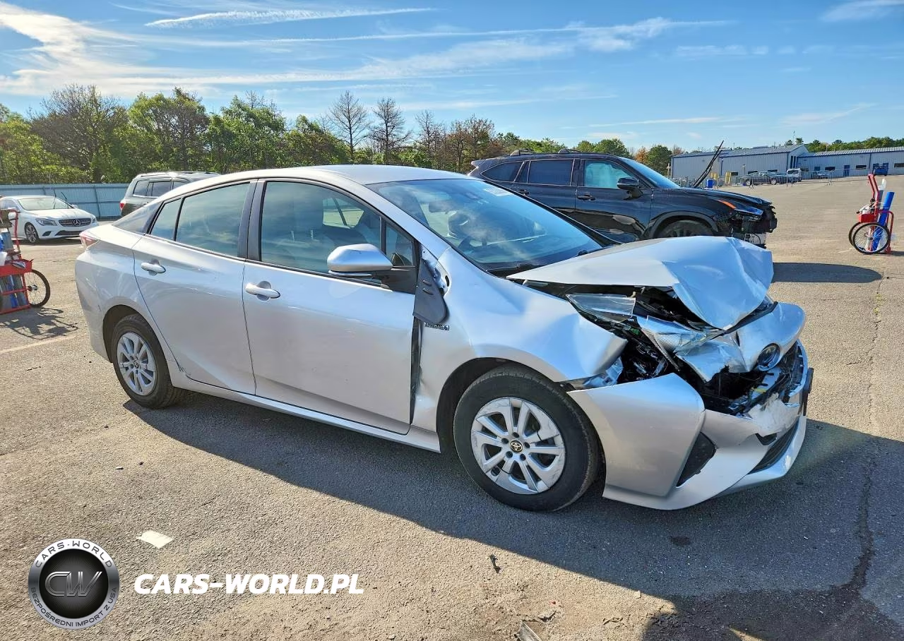 2018 Toyota Prius One VIN:JTDKBRFUXJ3604351 - 4