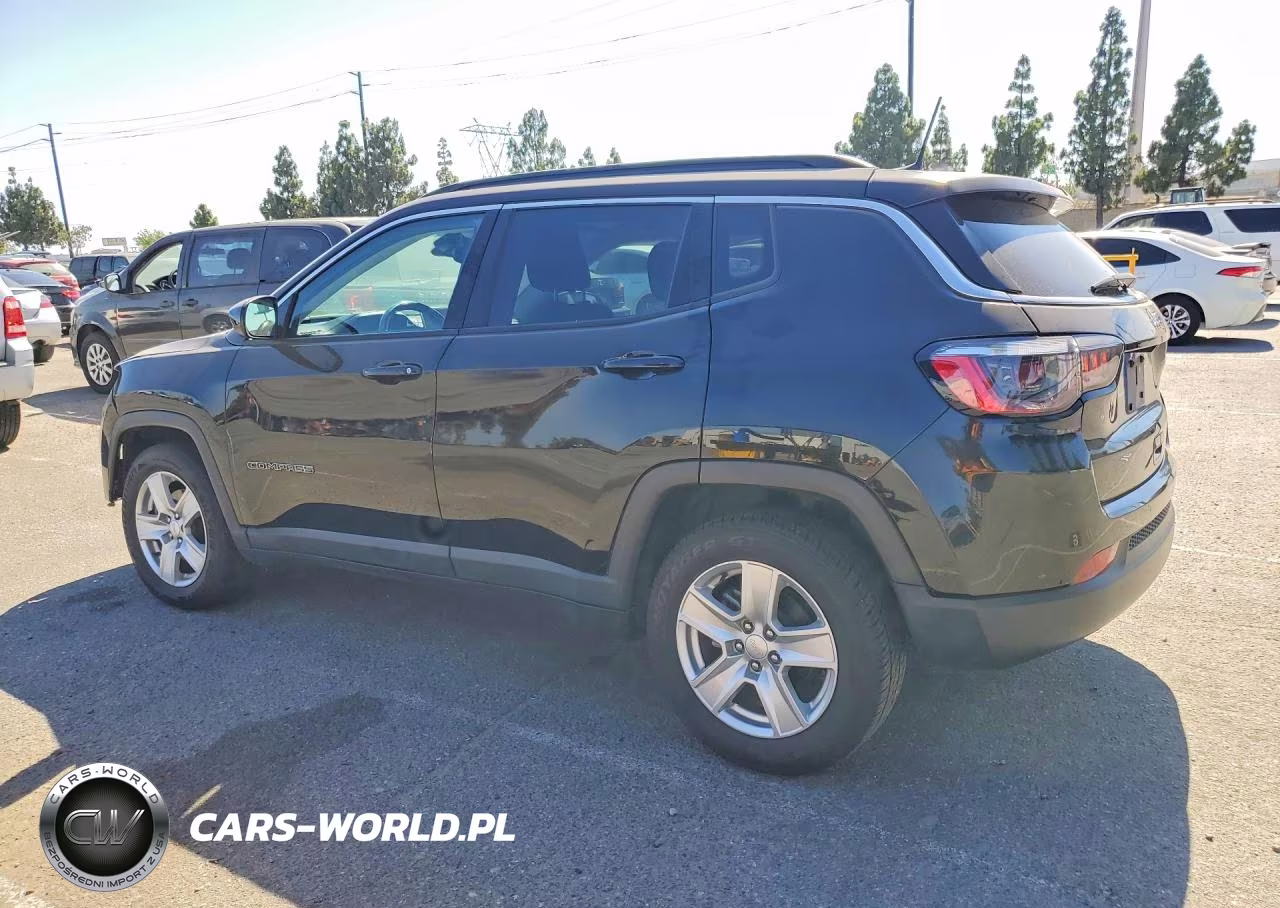 2022 Jeep Compass Latitude VIN:3C4NJCBB8NT198629 - 2