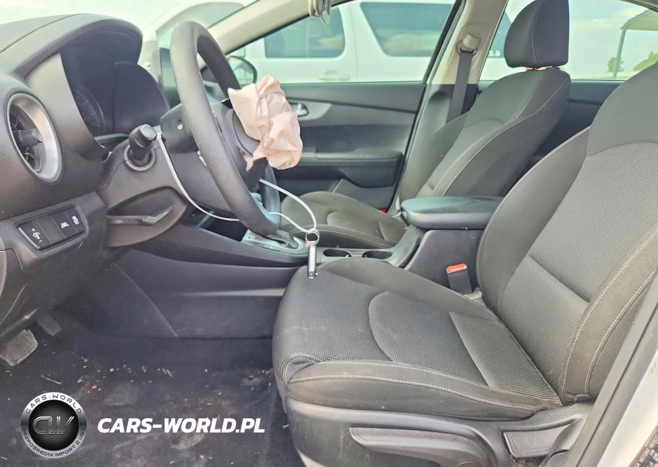 2021 Kia Forte Lxs VIN:3KPF24ADXME363223 - 7