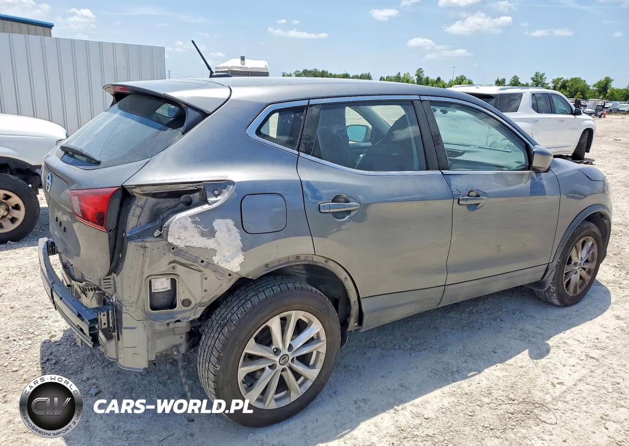 2019 Nissan Rogue Sport S VIN:JN1BJ1CPXKW527857 - 3