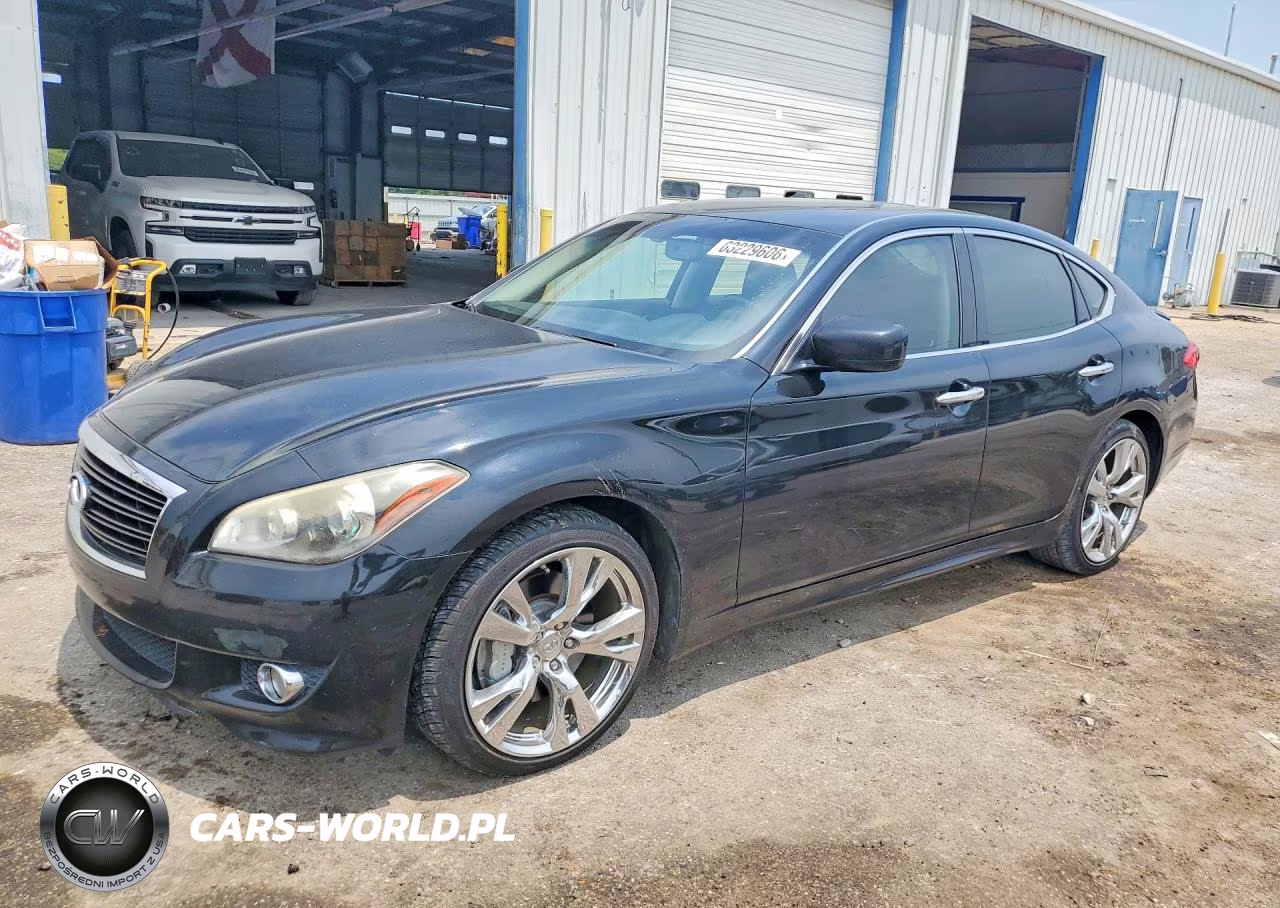2011 Infiniti M56 Base – zdjęcie 1 z 12