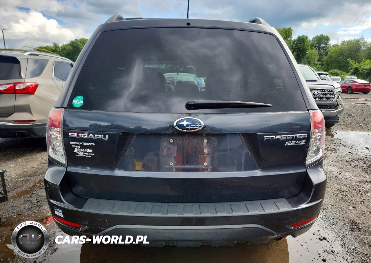 2013 Subaru Forester 2.5X Premium VIN:JF2SHADCXDH443924 - 6