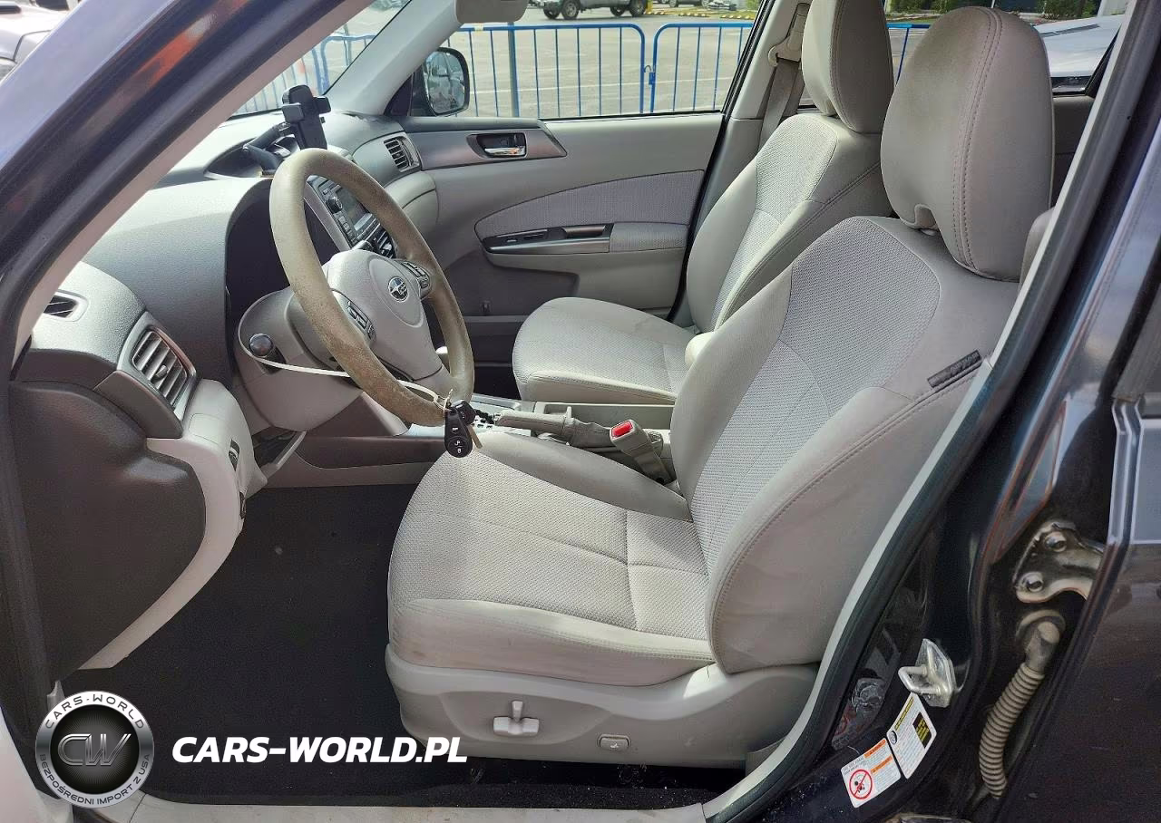2013 Subaru Forester 2.5X Premium VIN:JF2SHADCXDH443924 - 7