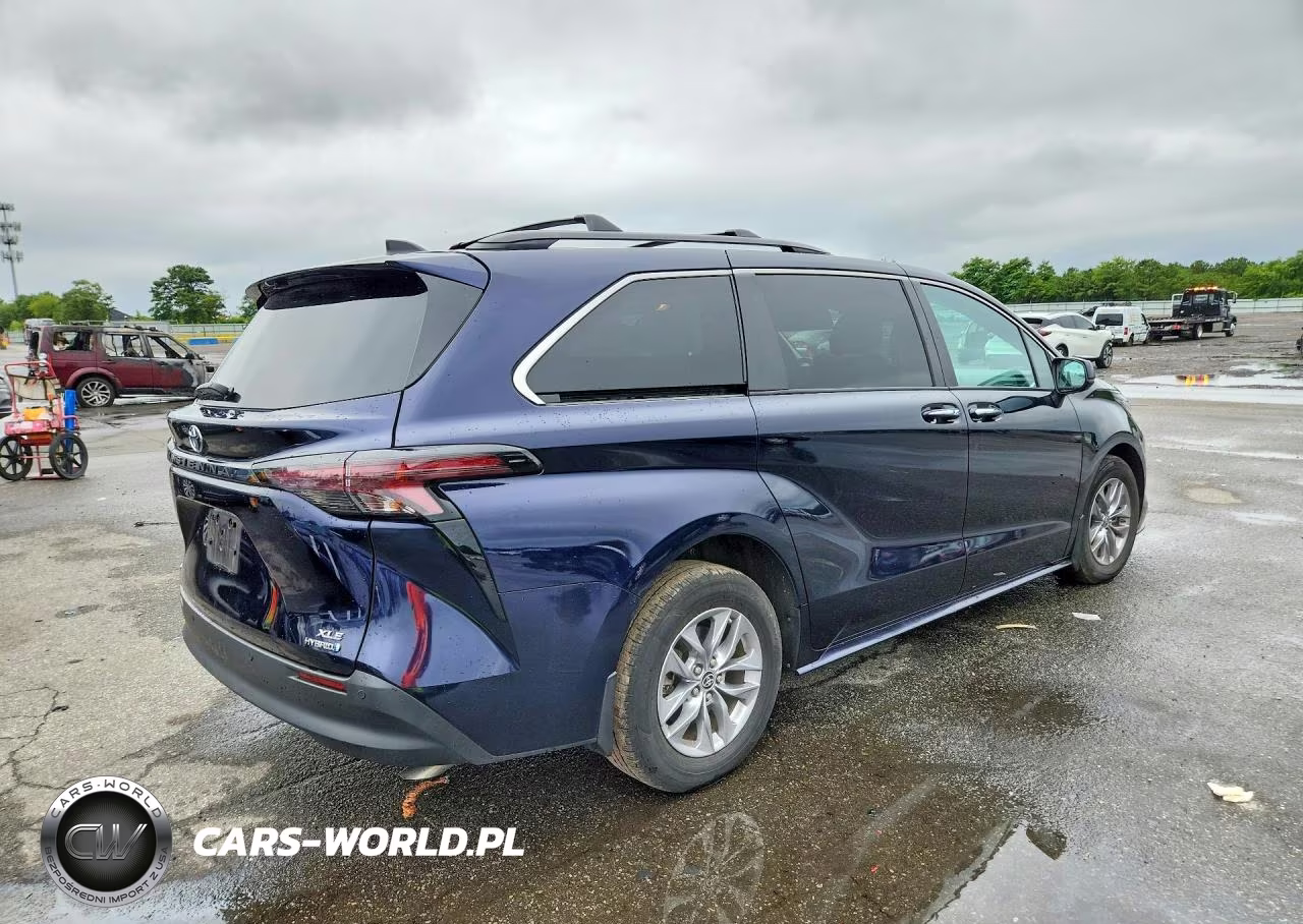 2023 Toyota Sienna Xle VIN:5TDJSKFC9PS104196 - 3