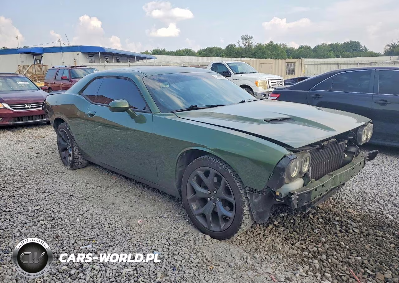 2020 Dodge Challenger Sxt VIN:2C3CDZAG5LH227559 - 4