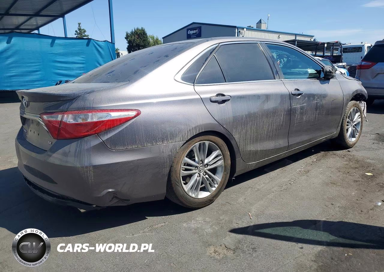 2017 Toyota Camry Se VIN:4T1BF1FK1HU435745 - 3