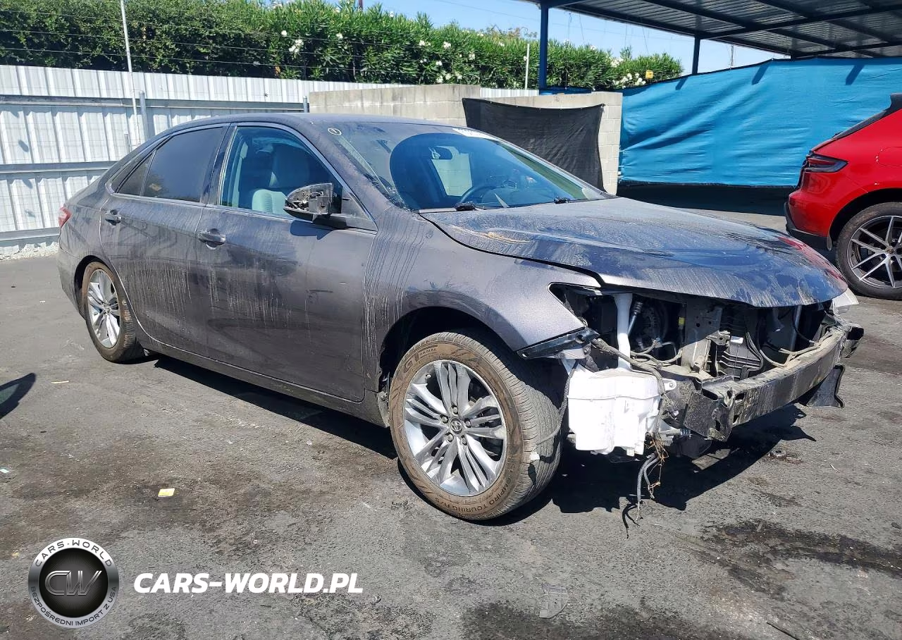 2017 Toyota Camry Se VIN:4T1BF1FK1HU435745 - 4