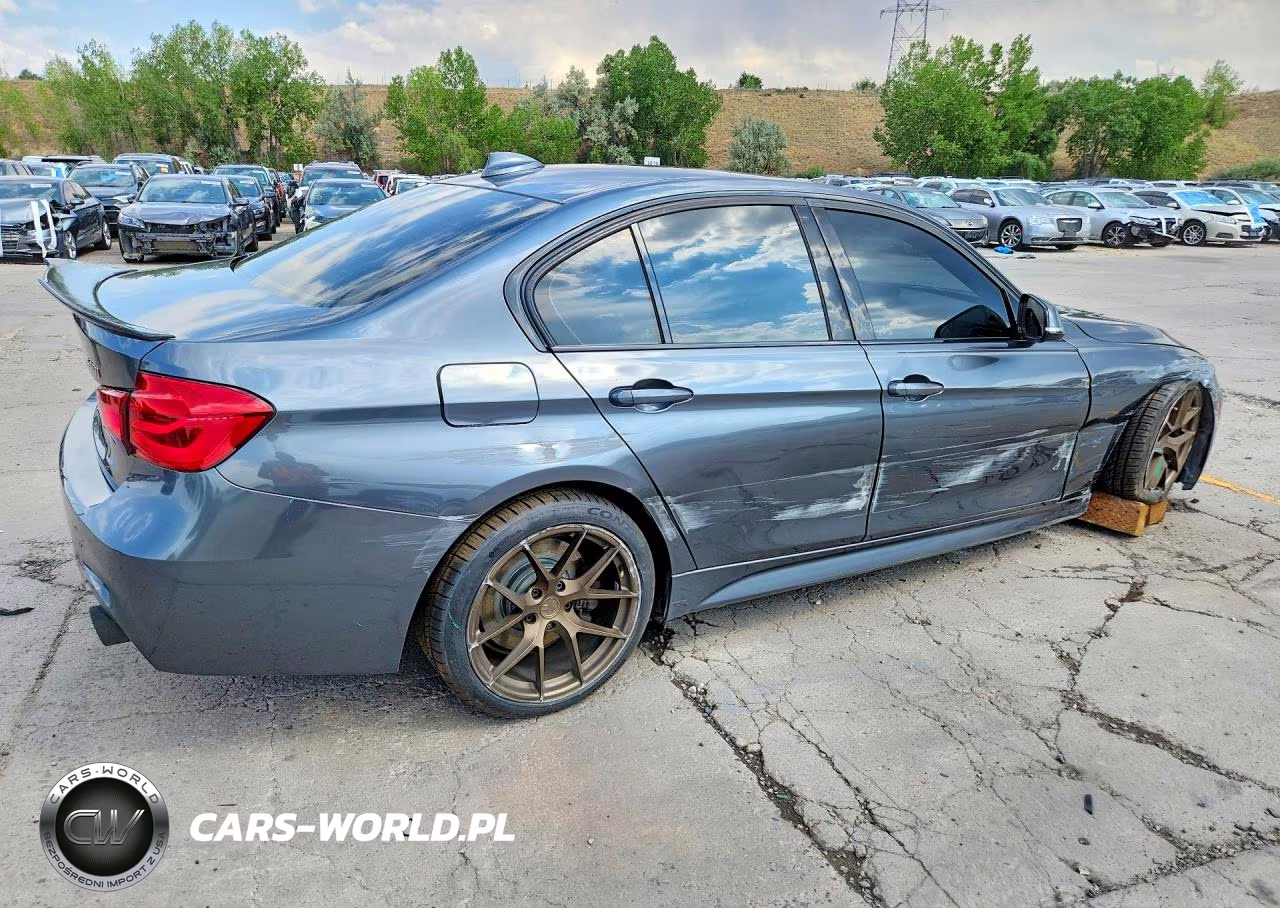 2018 BMW 340 Xi VIN:WBA8B7G55JNT71261 - 3