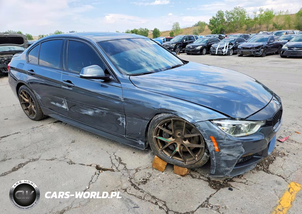 2018 BMW 340 Xi VIN:WBA8B7G55JNT71261 - 4