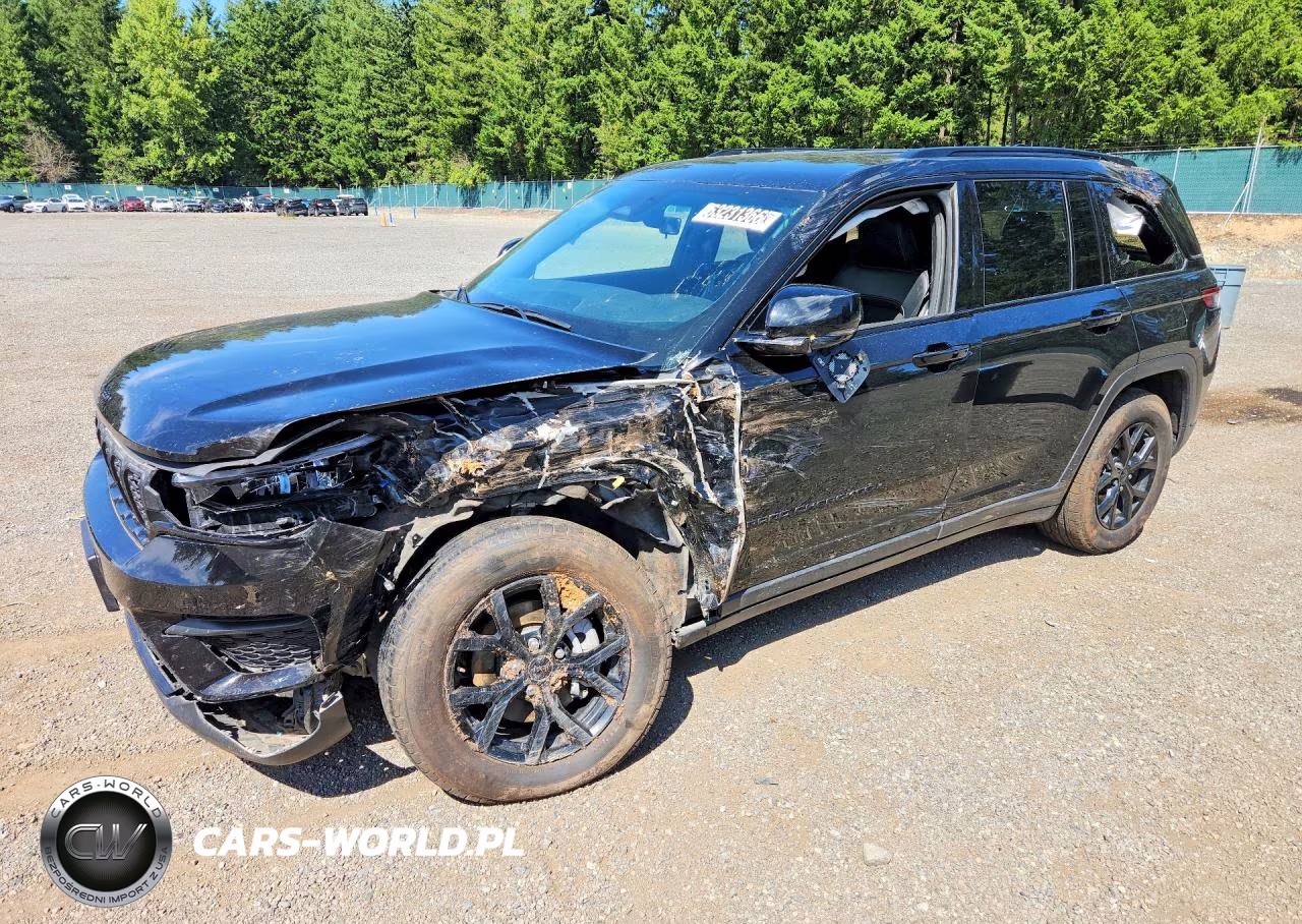 2025 Jeep Grand Cherokee Laredo VIN:1C4RJHAG2S8699425 - 1