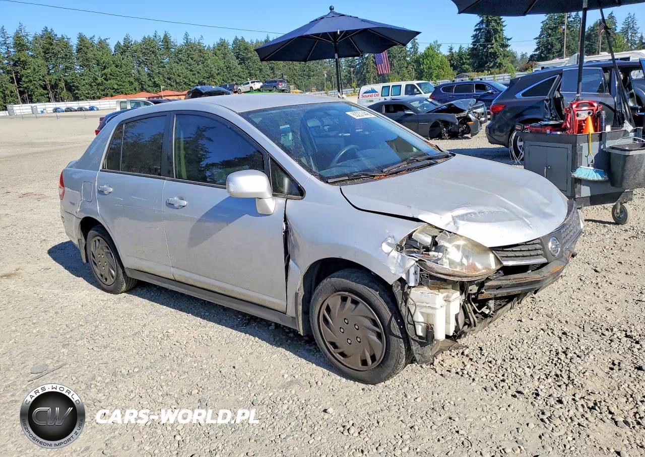 2010 Nissan Versa 1.8 S VIN:3N1BC1AP1AL366395 - 4