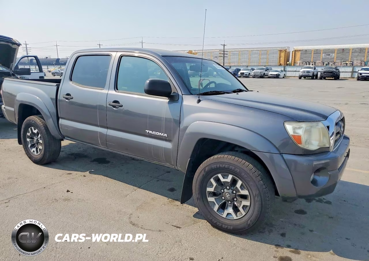 2010 Toyota Tacoma V6 VIN:3TMLU4ENXAM038914 - 4