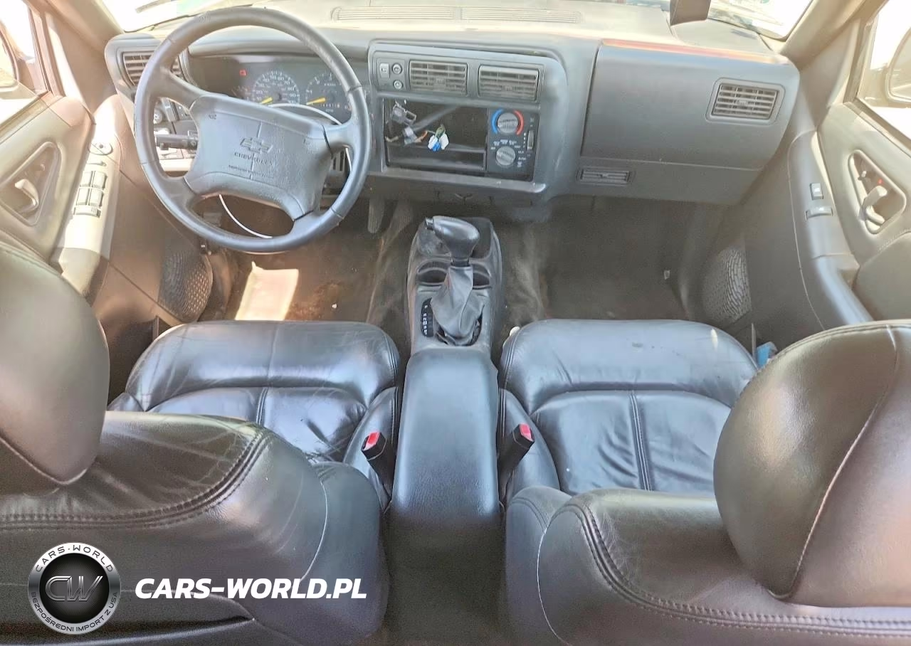 1997 Chevrolet Blazer VIN:1GNDT13W4V2189737 - 8