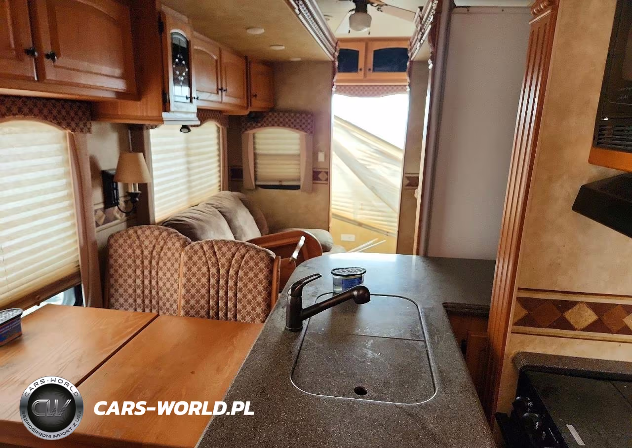2010 Heartland Big Horn Camper VIN:5SFBG3625AE211436 - 6