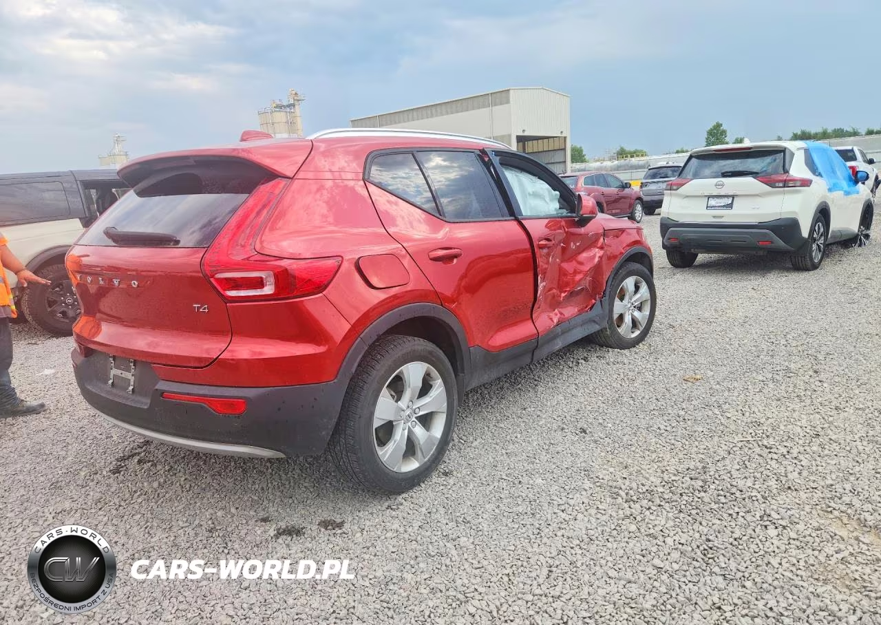 2022 Volvo Xc40 T4 Momentum VIN:YV4AC2HK0N2717679 - 3