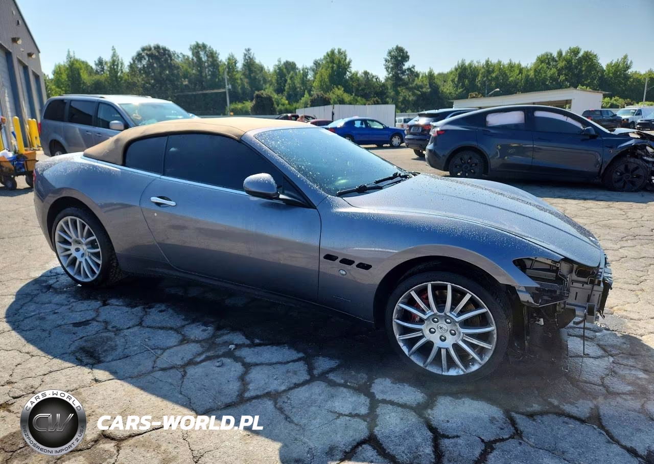 2014 Maserati Granturismo S VIN:ZAM45MMA3E0093404 - 4