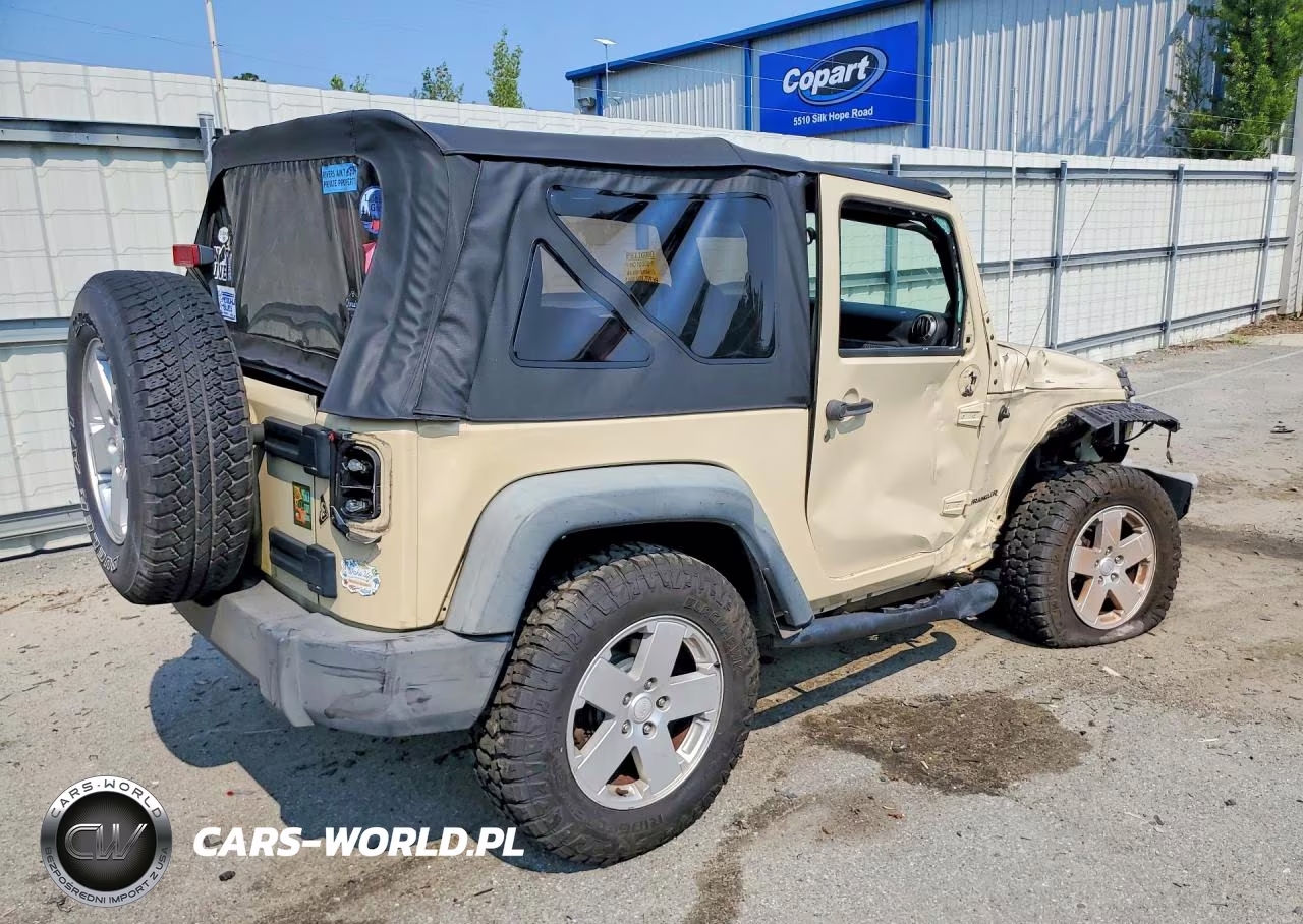 2011 Jeep Wrangler Sport VIN:1J4AA2D17BL525312 - 3