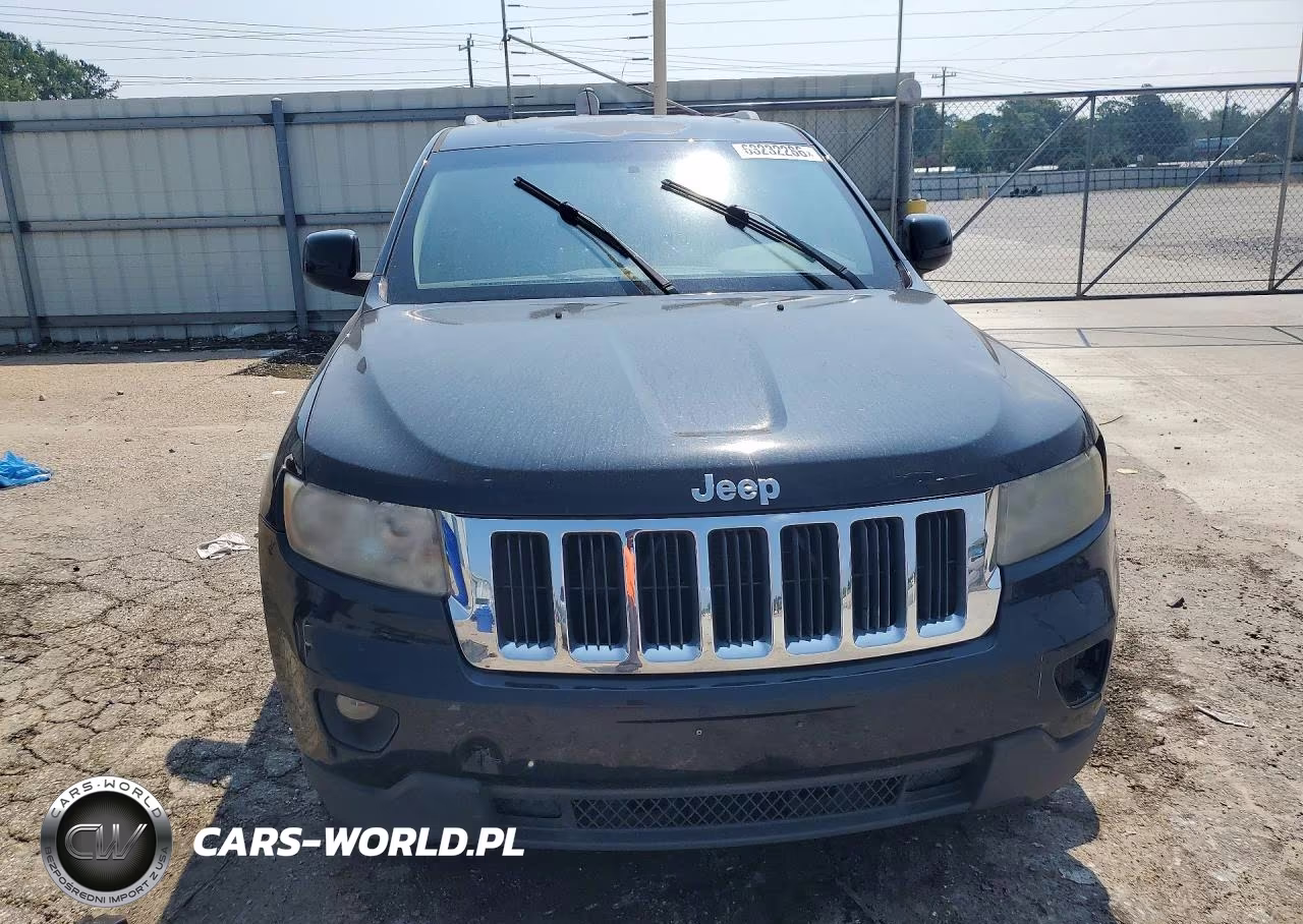 2012 Jeep Grand Cherokee Laredo VIN:1C4RJEAG9CC194642 - 5