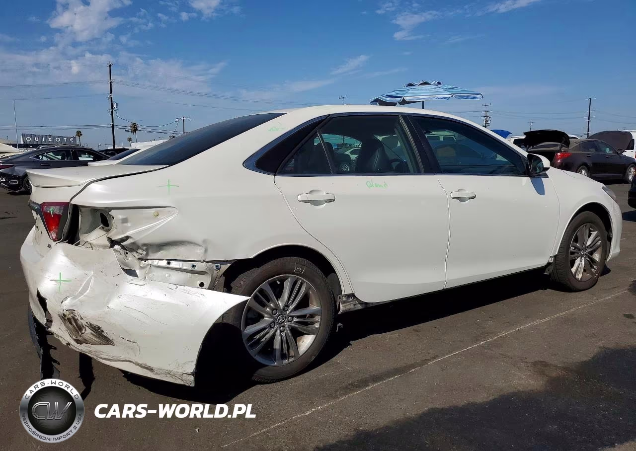 2017 Toyota Camry Se VIN:4T1BF1FK8HU427545 - 3
