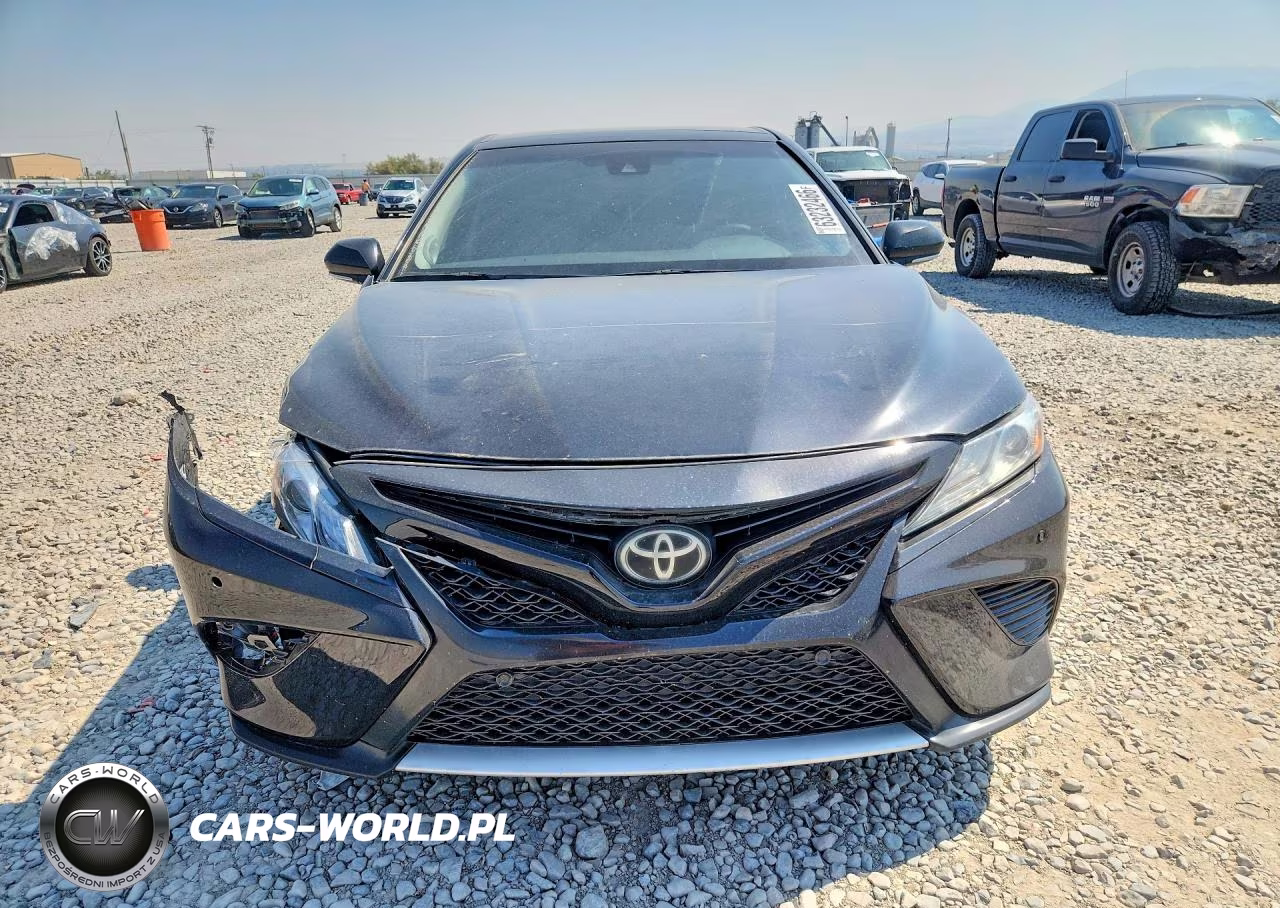 2018 Toyota Camry Xse VIN:4T1B61HK2JU050732 - 5