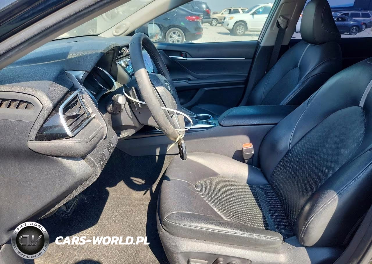 2018 Toyota Camry Xse VIN:4T1B61HK2JU050732 - 7
