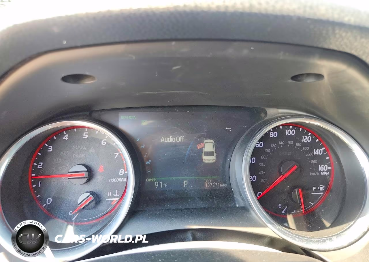 2018 Toyota Camry Xse VIN:4T1B61HK2JU050732 - 9