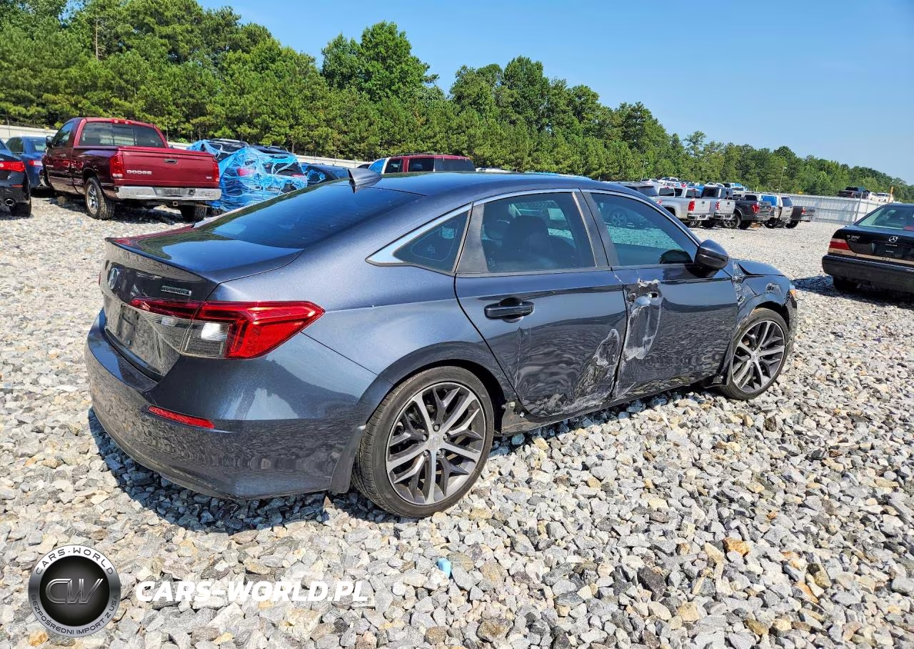2023 Honda Civic Touring VIN:2HGFE1F91PH306946 - 3