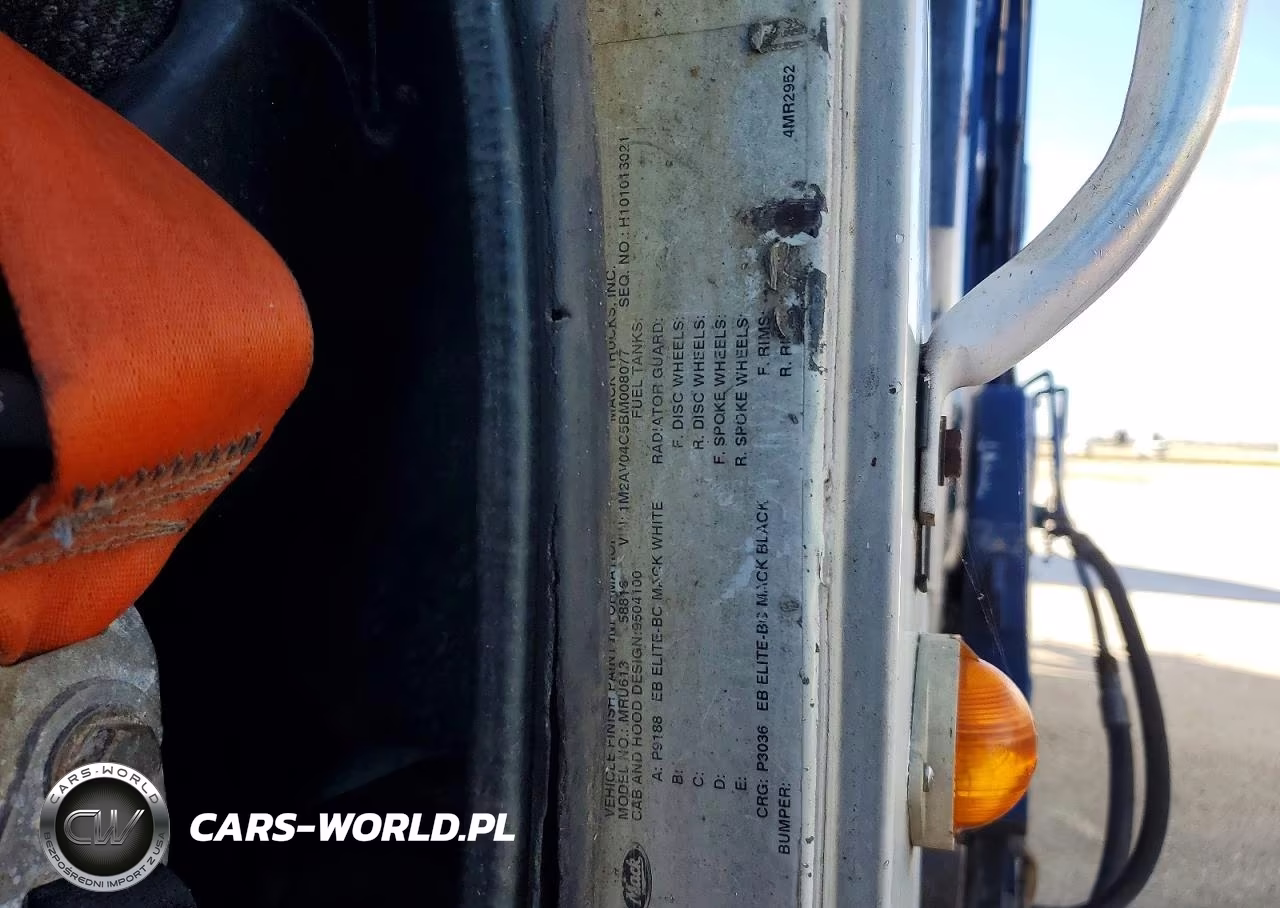 2011 Mack Mru613 Refuse Truck VIN:1M2AV04C5BM008077 - 13