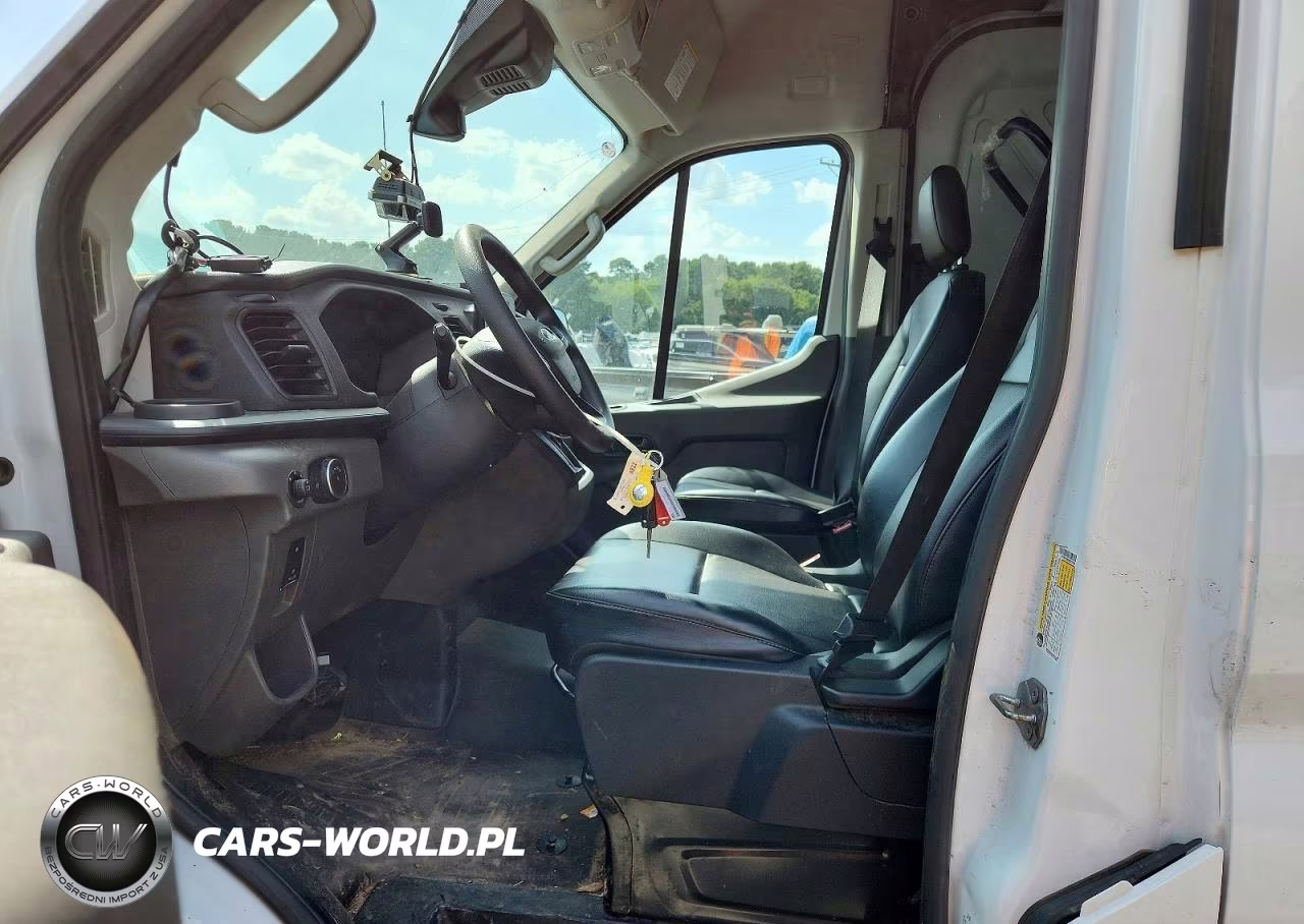 2025 Ford Transit T-250 VIN:1FTBR1X86SKB11238 - 7