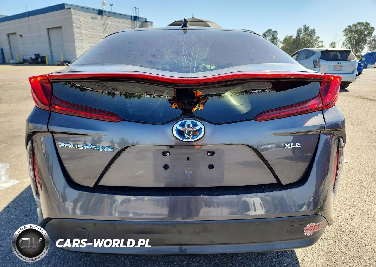 2020 Toyota Prius Prime Xle VIN:JTDKARFP4L3143695 - 6