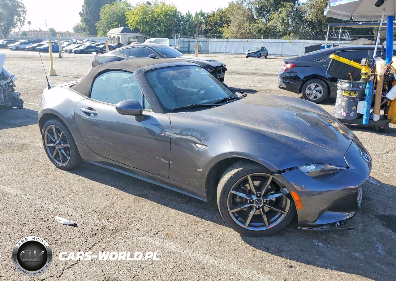 2016 Mazda Mx-5 Miata Grand Touring VIN:JM1NDAD72G0101946 - 4