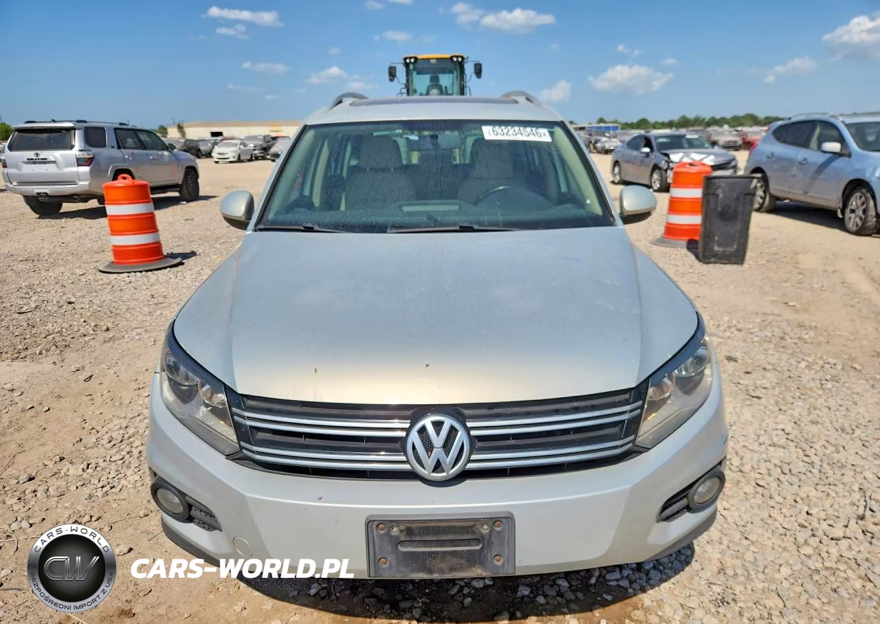 2015 Volkswagen Tiguan S VIN:WVGAV7AX0FW563125 - 5